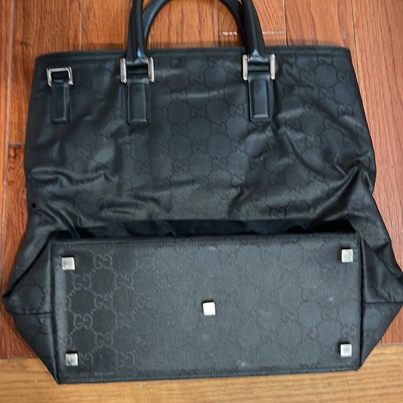 Gucci tote - Picture 7 of 16